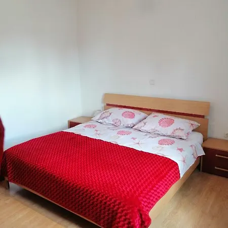 아파트 Apartman Rosanda *