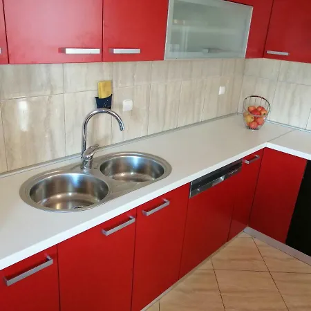 아파트 Apartman Rosanda